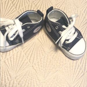 Baby converse!!!